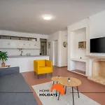 #170 Casa Do Pateo I Com Alpendre By Holidays Дом отдыха Албуфейра