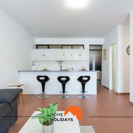 #170 Pateo Flat By Holidays Ferienhaus *