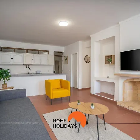 #170 Casa Do Pateo I Com Alpendre By Holidays Semesterbostad Albufeira