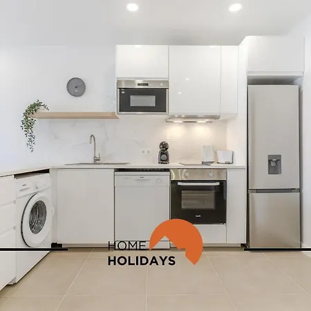 #170 Pateo Flat By Holidays * Albufeira