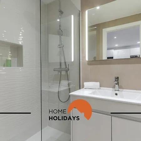 #170 Casa Do Pateo I Com Alpendre By Holidays 펜션 *